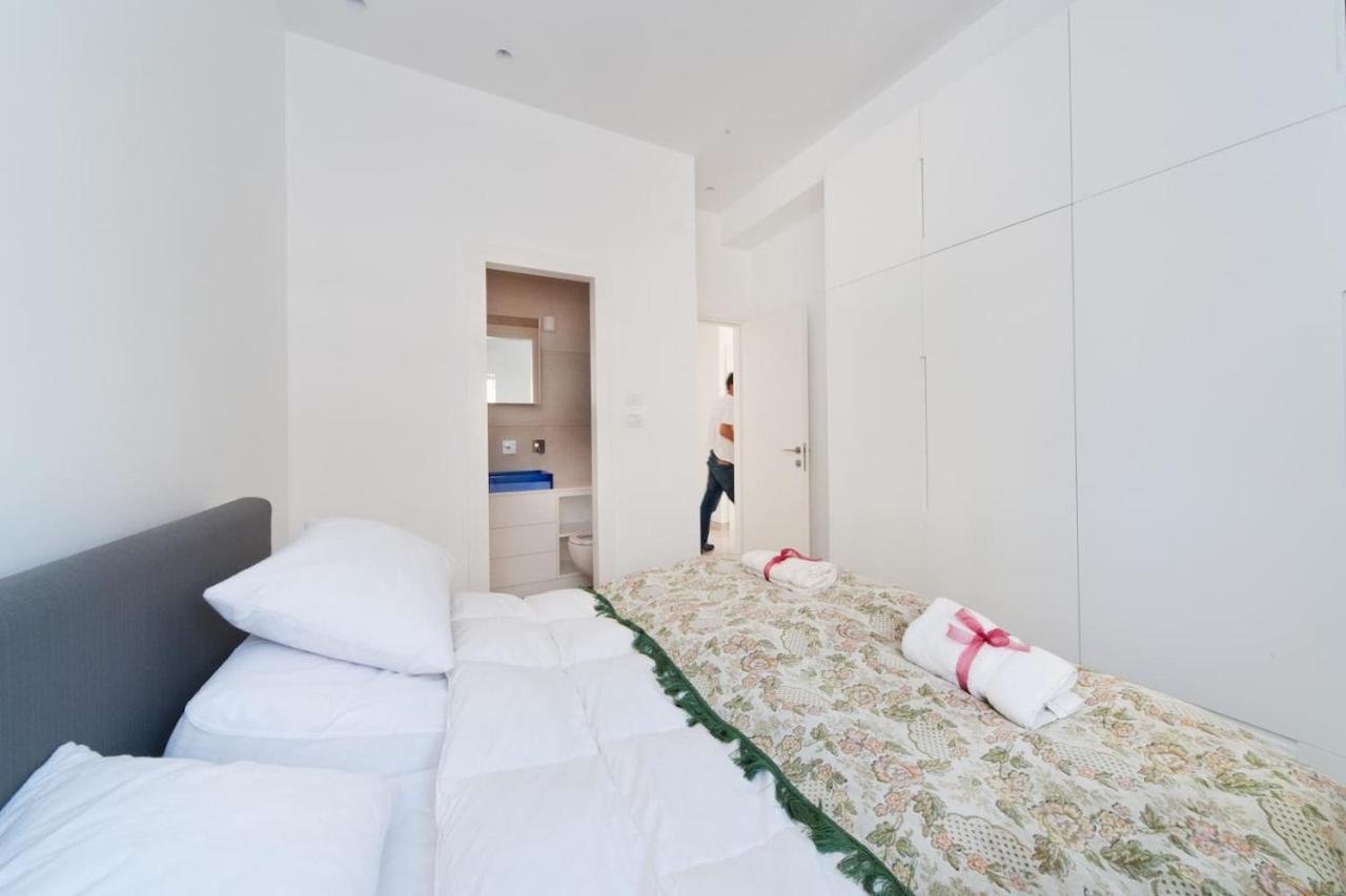Beach And Sunset Panorama Apartment By Sea N' Rent Tel Aviv Esterno foto